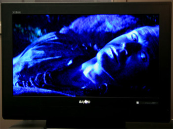Sanyo DP32647 Review